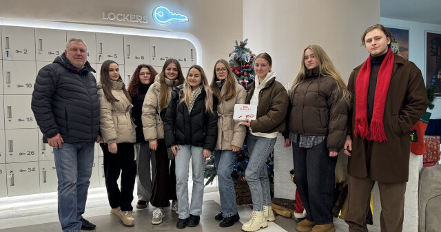 Кураторська зустріч зі студентами: передріздвяний культпохід до кінотеатру / Curator Meeting with Students: Pre-Christmas Cultural Outing to the Cinema