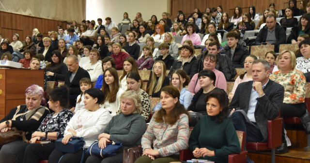 Спільними кроками – до здорового довкілля та добробуту нації / Joint steps towards a healthy environment and the well-being of the nation