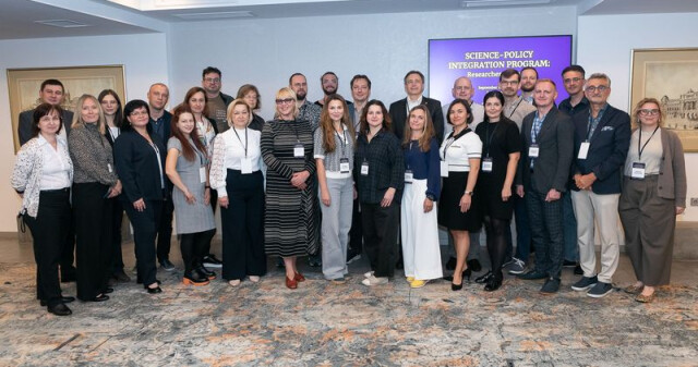 Участь доцента кафедри фізіології ПДМУ у Science–Policy Integration Program