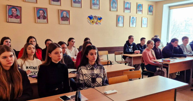 Вдячні за свободу: кафедра філософії ПДМУ вшанувала Героїв Небесної Сотні