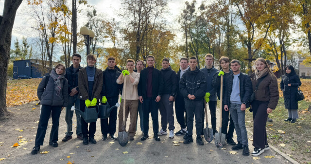 «Дубова варта»: ПДМУ долучився до створення «зеленої» Алеї пам’яті Героїв у Полтаві / “Oak Guard”: PSMU Joined the Creation of a “Green” Alley of Heroes’ Memory in Poltava