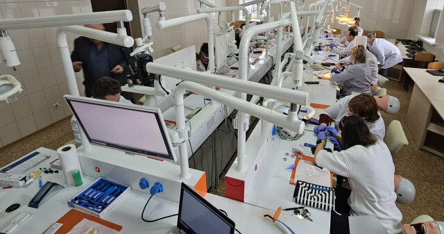 Постійне особисте навчання – лейтмотив викладачів кафедри терапевтичної стоматології / Continuous Personal Learning: The Guiding Principle of the Department of Therapeutic Dentistry