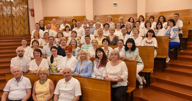 Вчена рада стоматологічного факультету провела підсумкове засідання / Final Meeting of the Academic Council of the Faculty of Dentistry