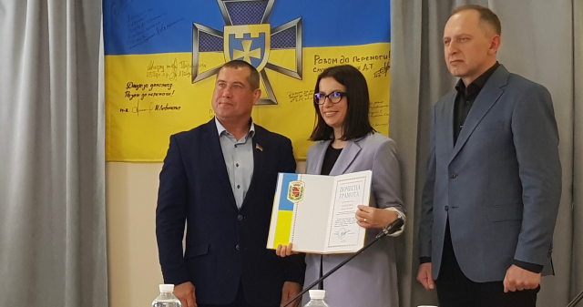 Асистентку кафедри дитячої стоматології ПДМУ відзначено грамотою ПОВА з нагоди Дня науки