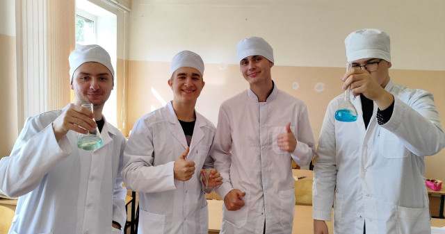 Практичне заняття - запорука успіху майбутніх лікарів / Practical classes are the key to the success of future physicians