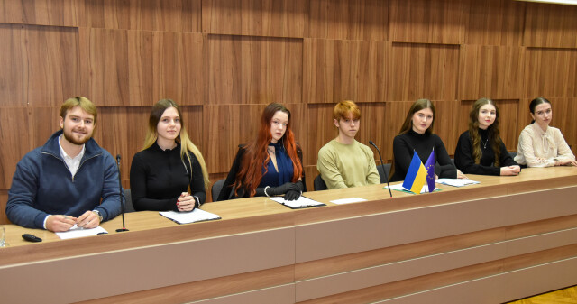 Полтавське представництво УМСА розпочало свою роботу в ПДМУ / UMSA-Poltava Launched Its Activities at PSMU