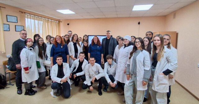 Імерсивна анатомія без меж: міжуніверситетське бінарне заняття / Immersive Anatomy Without Borders: Interuniversity Binary Class