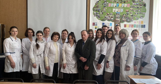 Інтерни ПДМУ з внутрішніх хвороб позитивно атестовані за результатами проміжного оцінювання / PSMU Interns in Internal Medicine Successfully Pass Interim Assessment