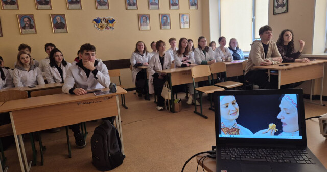 Подорож у світ українських традицій: у ПДМУ відзначили Міжнародний день пам’яток і визначних місць