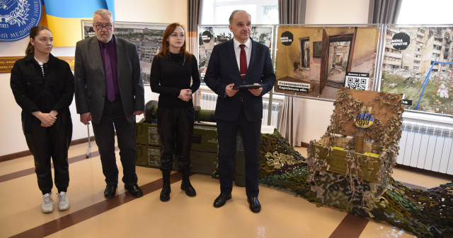 У ПДМУ презентували виставку «Незламна Україна» / "Unbreakable Ukraine" exhibition presented at PSMU