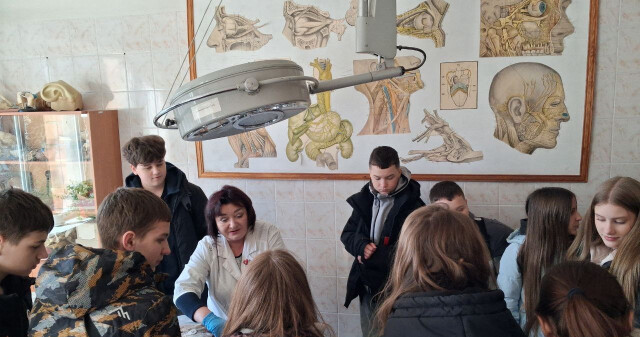 Профорієнтаційний візит учнів Ліцею №29 до кафедри анатомії людини / Career Guidance Visit of Lyceum No. 29 Pupils to the Department of Human Anatomy