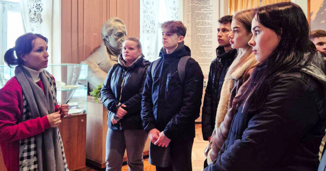 В гостях у Івана Котляревського – «Воскресителя українського слова»! / Visiting Ivan Kotlyarevsky – the “Reviver of the Ukrainian Word”!