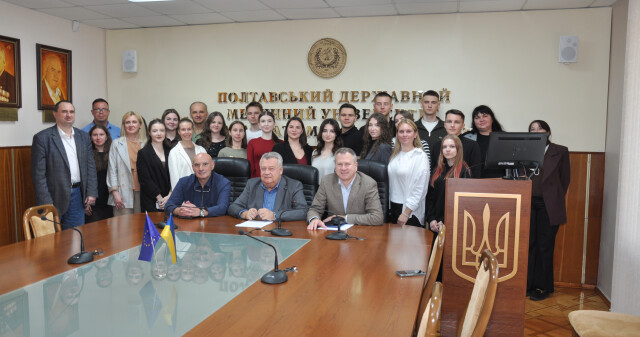 Відкритий діалог: ректор ПДМУ зустрівся зі студентським активом / Open Dialogue: PSMU Rector Meets with Student Leaders