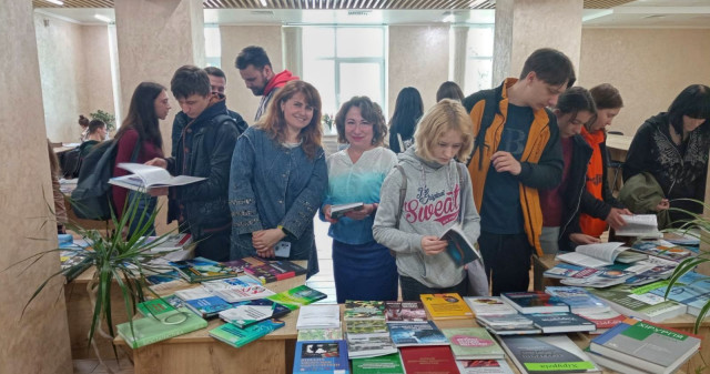 В університетській книгозбірні