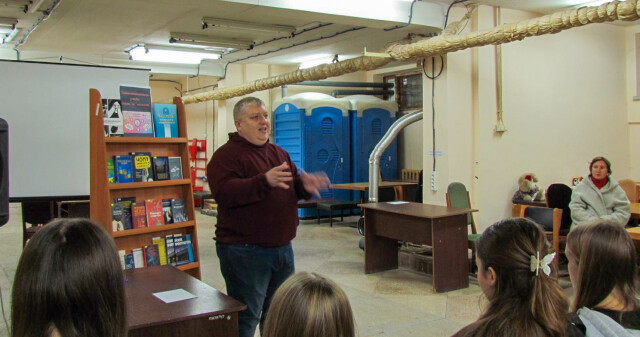 Ненасильство – правило життя / Nonviolence – A Way of Life