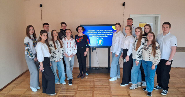 Вшановуємо героїв! Кафедра анатомії людини ПДМУ та студенти медичного факультету №1 вітають із Днем захисників і захисниць України!