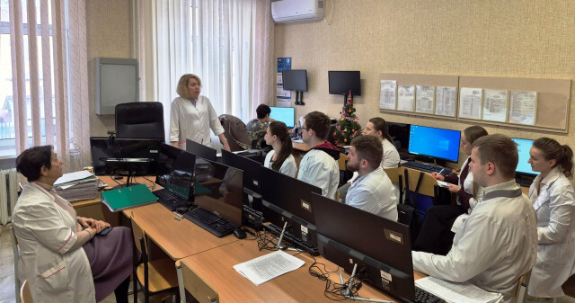 Етика, деонтологія та академічна доброчесність: виховна година для інтернів ПДМУ / Ethics, Deontology, and Academic Integrity: Educational Session for PSMU Interns