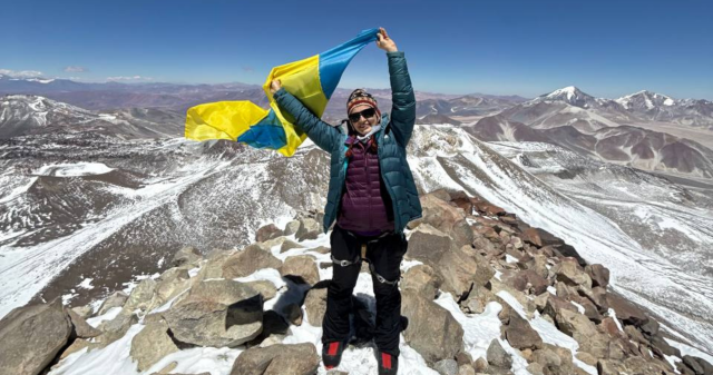 Доцентка ПДМУ здійснила сходження на найвищий вулкан світу Охос-дель-Саладо / PSMU Associate Professor Summits the World’s Highest Volcano, Ojos del Salado