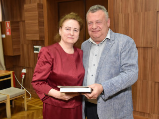 Особи, нагороджені у 2020 році за вагомий внесок у  підготовку кваліфікованих медичних та наукових кадрів, високий професіоналізм у сфері охорони здоров'я