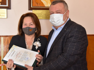 Особи, нагороджені у 2021 році за вагомий внесок у  підготовку кваліфікованих медичних та наукових кадрів, високий професіоналізм у сфері охорони здоров'я